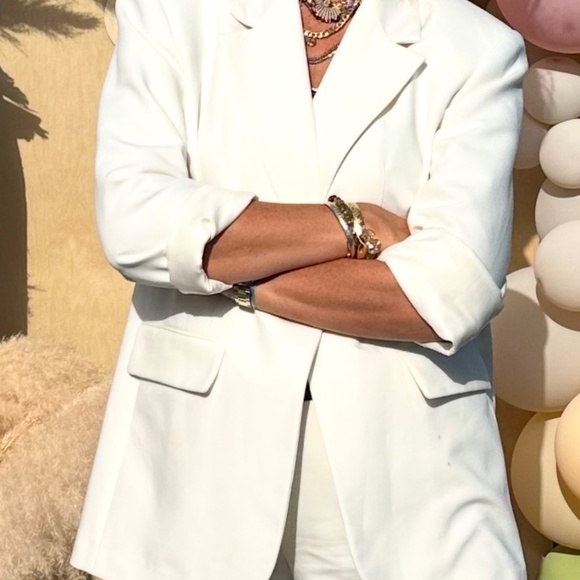 Zara Bermuda Shorts and Blazer - Picture 3 of 7